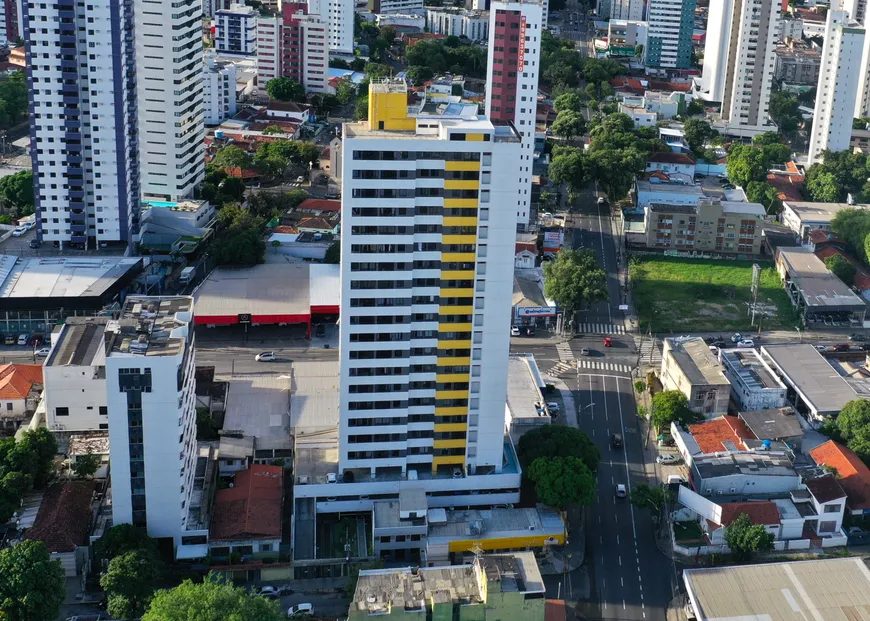 Foto 1 de Apartamento com 2 Quartos à venda, 54m² em Madalena, Recife