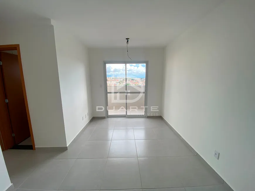 Foto 1 de Apartamento com 2 Quartos à venda, 52m² em Centro, Anápolis