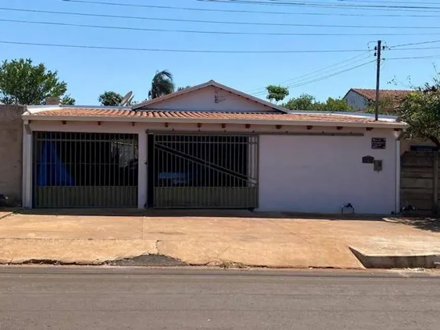 Foto 1 de Casa com 2 Quartos à venda, 190m² em Sao Simao, São Simão