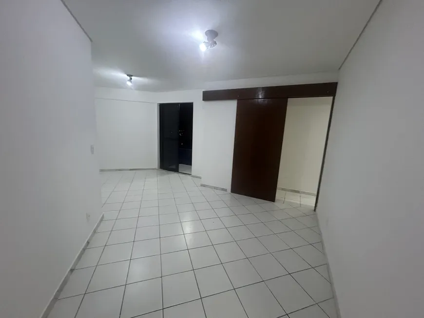 Foto 1 de Apartamento com 2 Quartos para alugar, 68m² em Boa Viagem, Recife