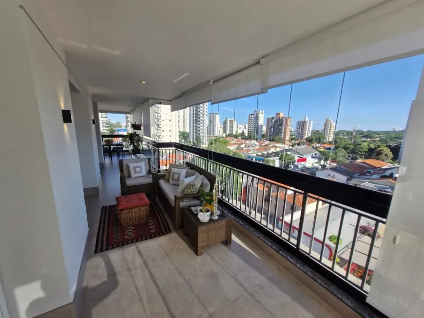 Foto 1 de Apartamento com 4 Quartos à venda, 250m² em Campo Belo, São Paulo