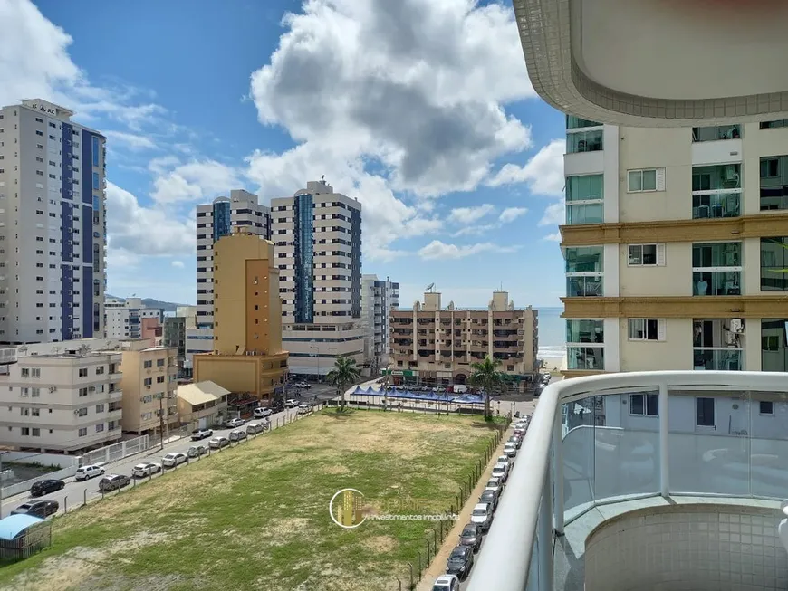 Foto 1 de Apartamento com 4 Quartos à venda, 172m² em Meia Praia, Itapema