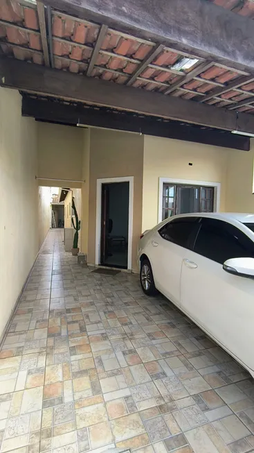 Foto 1 de Casa com 2 Quartos à venda, 67m² em Balneário Gaivota, Itanhaém