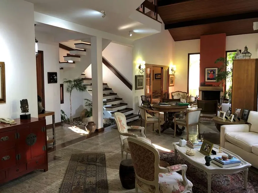 Foto 1 de Casa de Condomínio com 3 Quartos à venda, 396m² em Vila Viana, Cotia