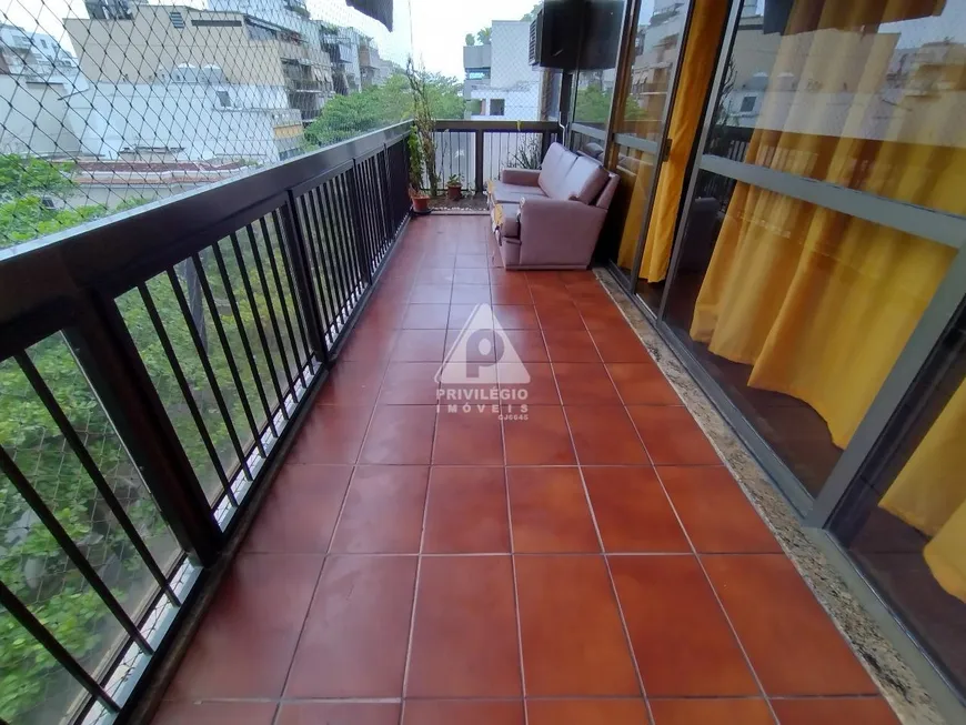 Foto 1 de Apartamento com 4 Quartos à venda, 227m² em Leblon, Rio de Janeiro