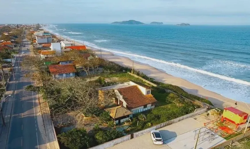 Foto 1 de Casa com 2 Quartos à venda, 960m² em Morro da Bina, Biguaçu