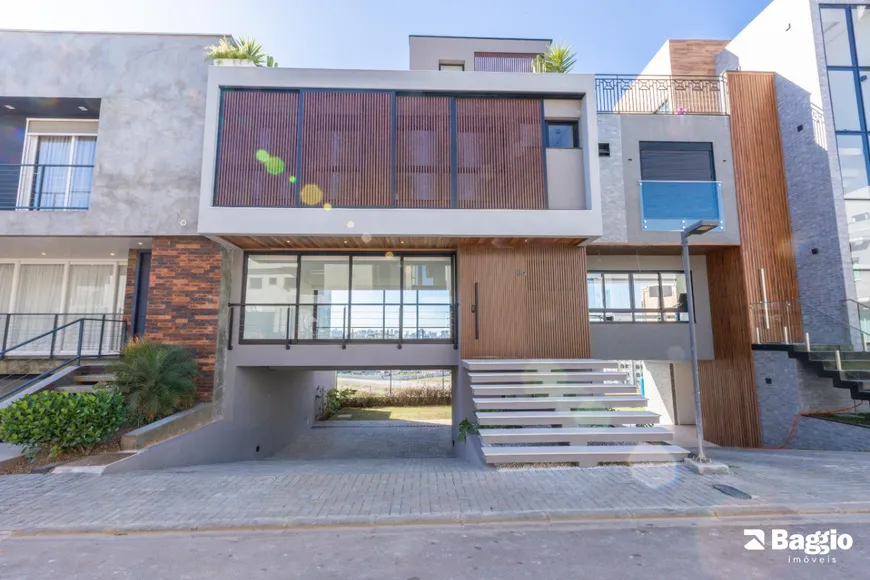 Foto 1 de Casa de Condomínio com 3 Quartos à venda, 192m² em Campo Comprido, Curitiba