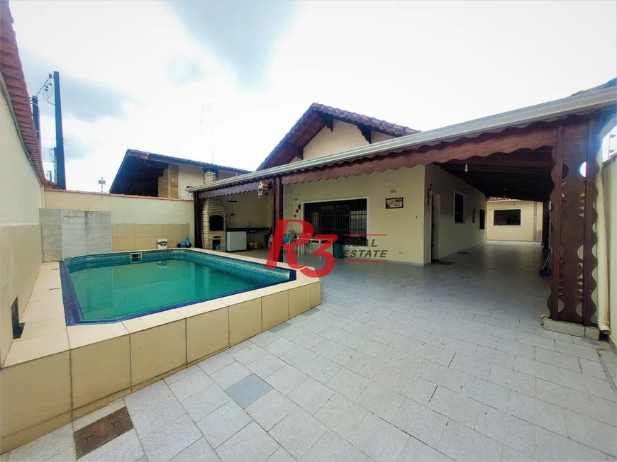 Foto 1 de Casa com 4 Quartos à venda, 141m² em Jardim Imperador, Praia Grande