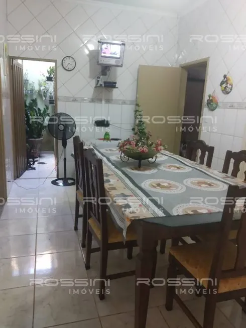 Foto 1 de Casa com 4 Quartos à venda, 153m² em Vila Monte Alegre, Ribeirão Preto