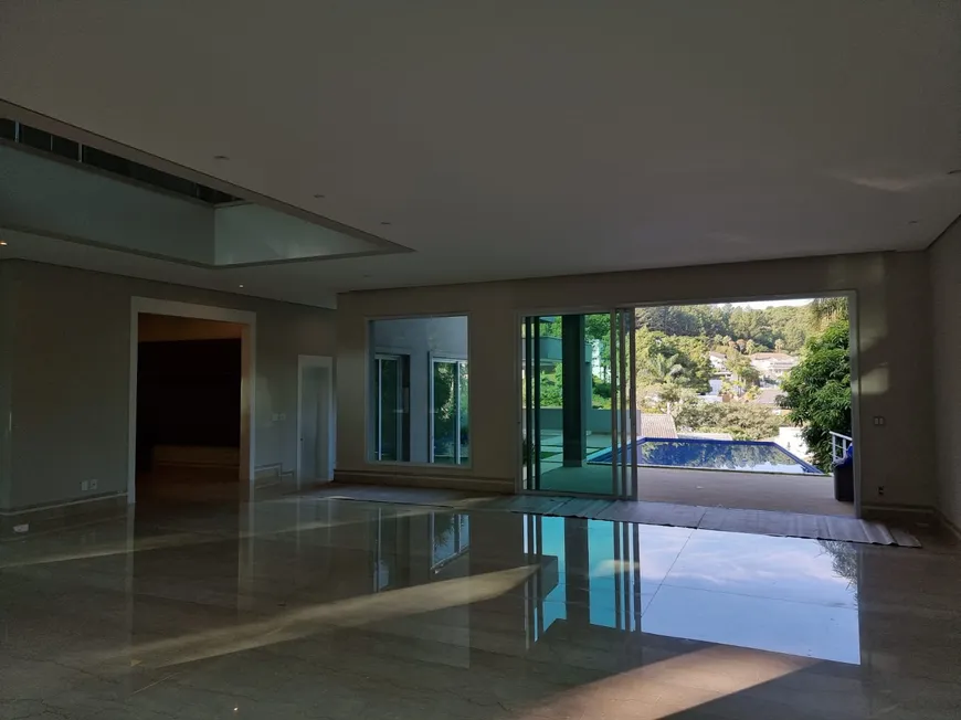 Foto 1 de Casa com 5 Quartos para venda ou aluguel, 760m² em Alphaville Residencial 10, Santana de Parnaíba
