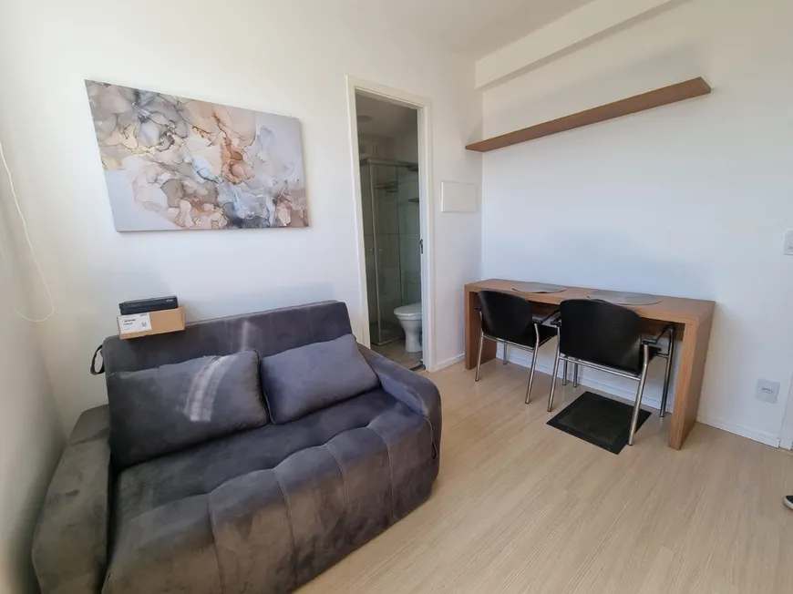 Foto 1 de Apartamento com 1 Quarto para alugar, 26m² em Barra Funda, São Paulo