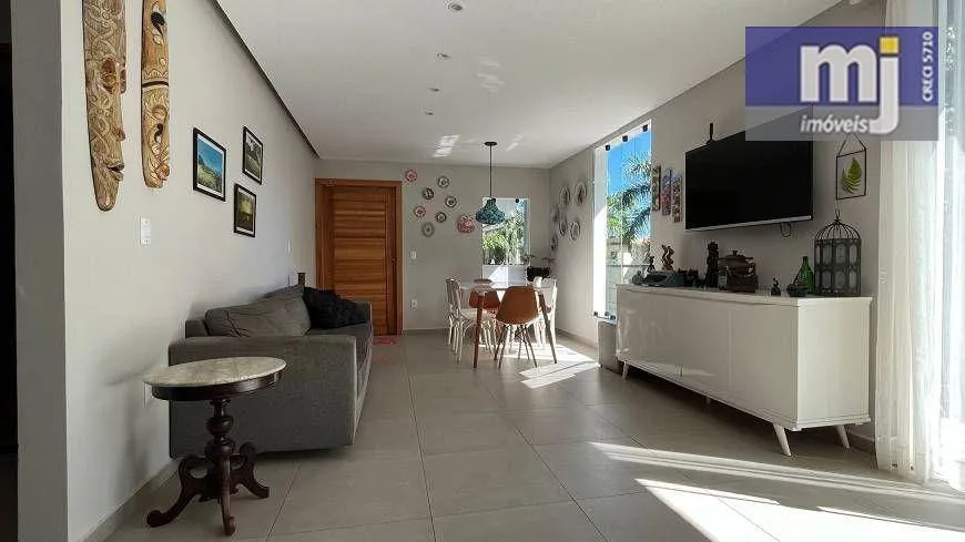 Foto 1 de Casa de Condomínio com 5 Quartos à venda, 300m² em Itacoatiara, Niterói