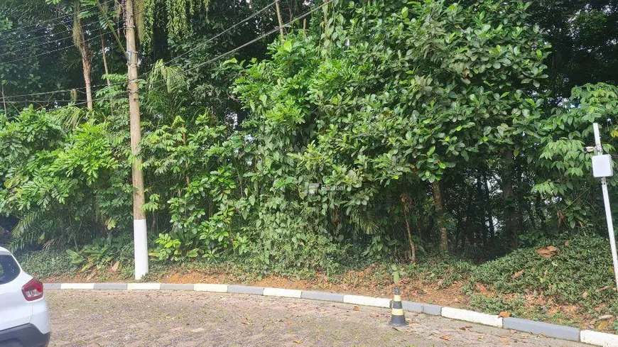 Foto 1 de Lote/Terreno à venda, 1600m² em Jardim Três Marias, Guarujá