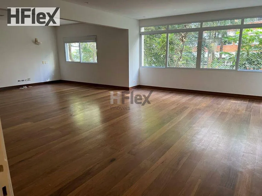 Foto 1 de Apartamento com 2 Quartos para alugar, 148m² em Jardins, São Paulo