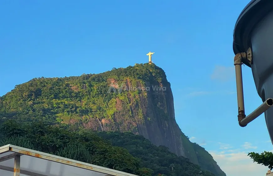 Foto 1 de Casa de Condomínio com 3 Quartos à venda, 130m² em Jardim Botânico, Rio de Janeiro