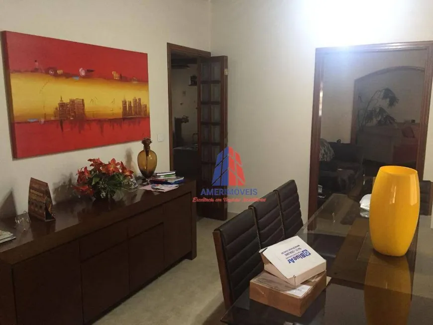 Foto 1 de Casa com 3 Quartos à venda, 210m² em Chácara Machadinho II, Americana