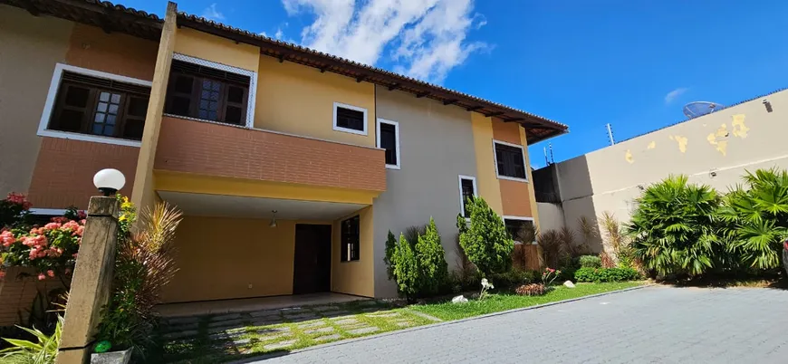 Foto 1 de Casa com 3 Quartos à venda, 300m² em Cambeba, Fortaleza