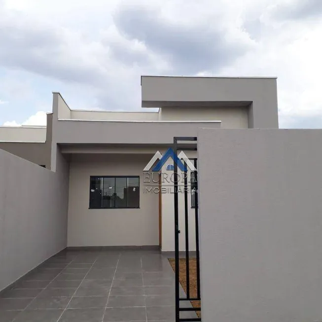 Foto 1 de Casa com 2 Quartos à venda, 63m² em Colinas, Londrina