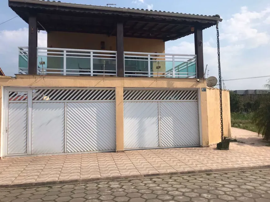 Foto 1 de Casa com 4 Quartos à venda, 228m² em Balneário Gaivota, Itanhaém