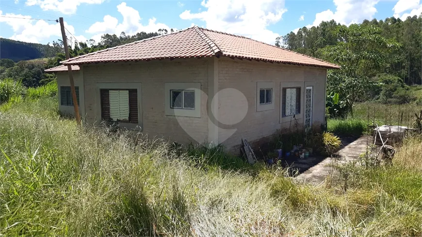 Foto 1 de Fazenda/Sítio com 3 Quartos à venda, 197472m² em Centro, Turvolândia