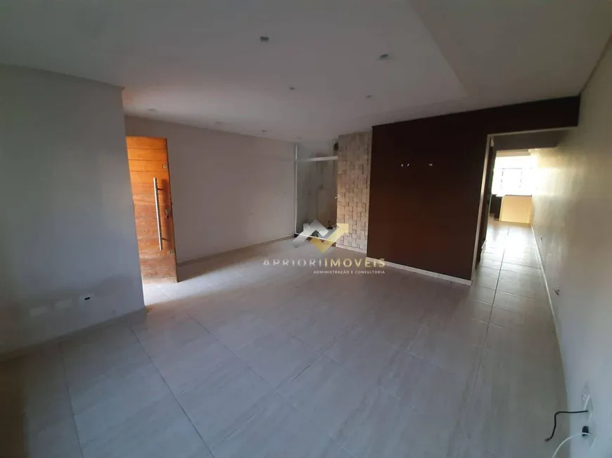 Foto 1 de Sobrado com 3 Quartos à venda, 245m² em Centreville, Santo André