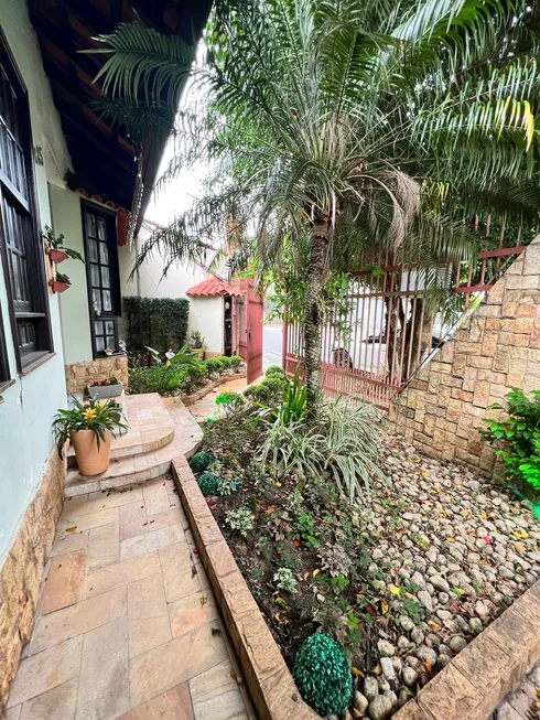 Foto 1 de Casa com 3 Quartos à venda, 230m² em Morada da Granja, Barra Mansa