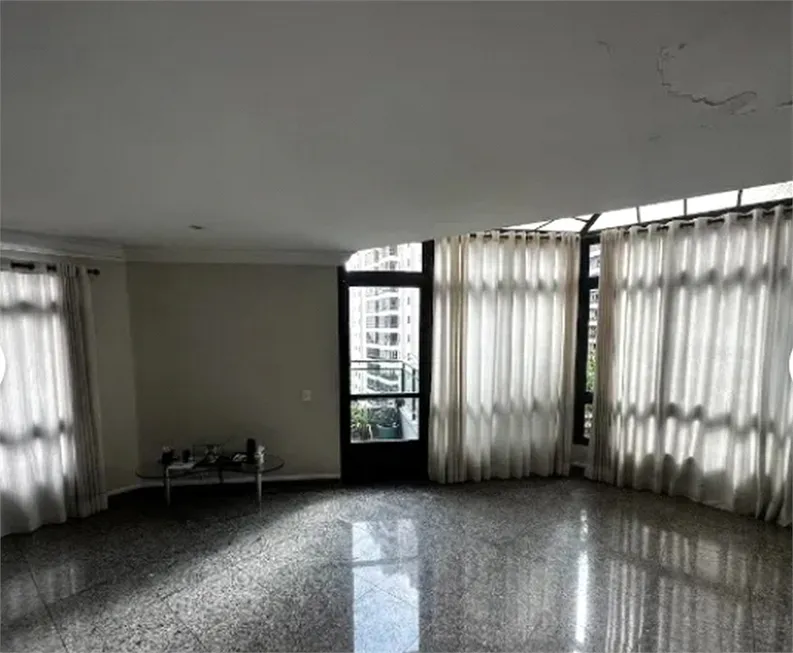 Foto 1 de Apartamento com 3 Quartos para venda ou aluguel, 220m² em Morumbi, São Paulo