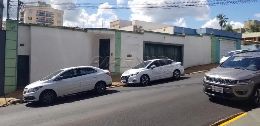 Foto 1 de Casa com 4 Quartos para alugar, 399m² em Jardim Sumare, Ribeirão Preto