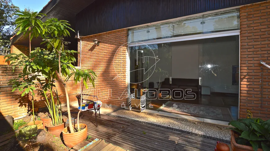 Foto 1 de Casa com 3 Quartos à venda, 230m² em Vila Madalena, São Paulo