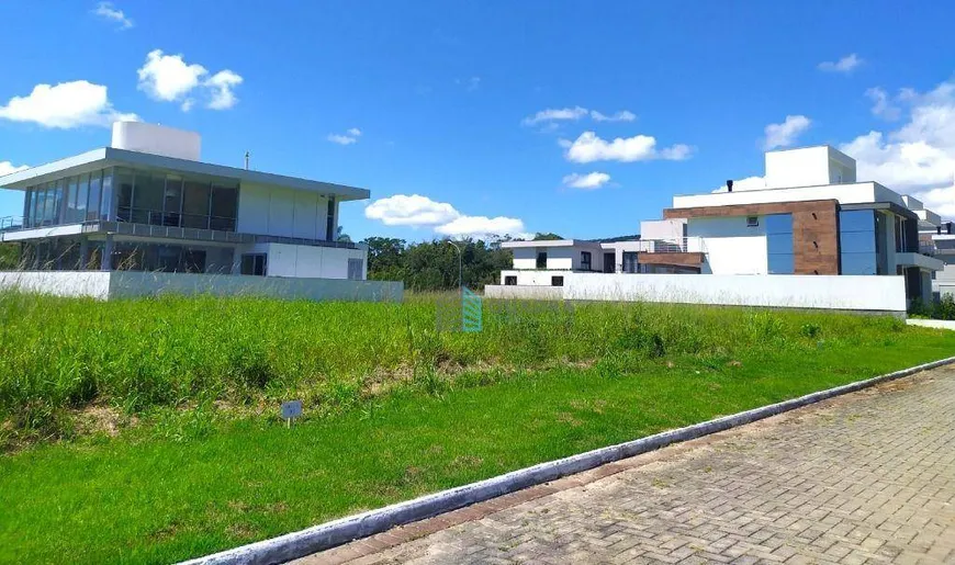 Foto 1 de Lote/Terreno à venda, 400m² em Ratones, Florianópolis