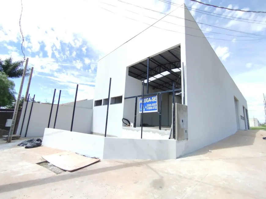 Foto 1 de Galpão/Depósito/Armazém para alugar, 229m² em Jardim Guairaca, Maringá