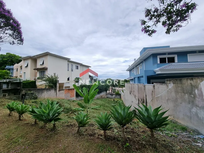 Foto 1 de Lote/Terreno à venda, 500m² em Granja Viana, Carapicuíba