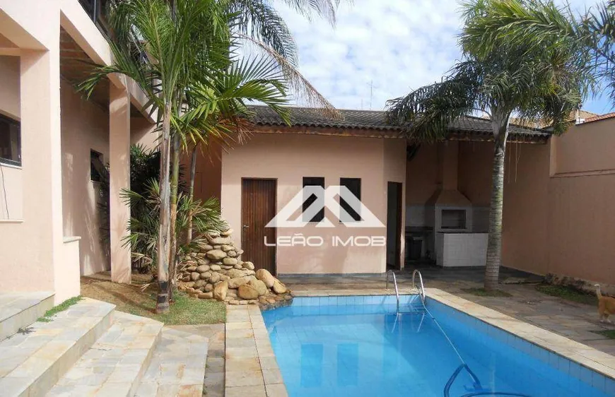 Foto 1 de Casa de Condomínio com 3 Quartos à venda, 228m² em Taquaral, Campinas