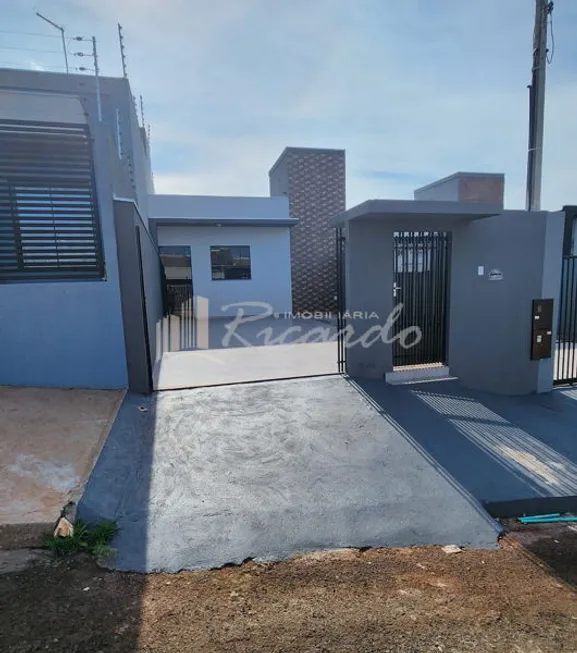 Foto 1 de Casa com 2 Quartos à venda, 49m² em Jardim Paulino Fedrigo, Arapongas