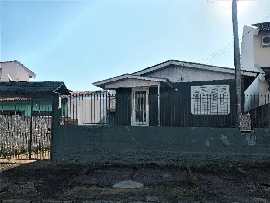 Foto 1 de Casa com 2 Quartos para alugar, 65m² em Vila Silveira Martins, Cachoeirinha