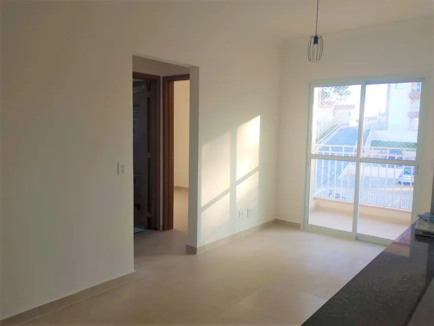 Foto 1 de Apartamento com 2 Quartos para alugar, 55m² em Parque Santo Antônio, Jacareí