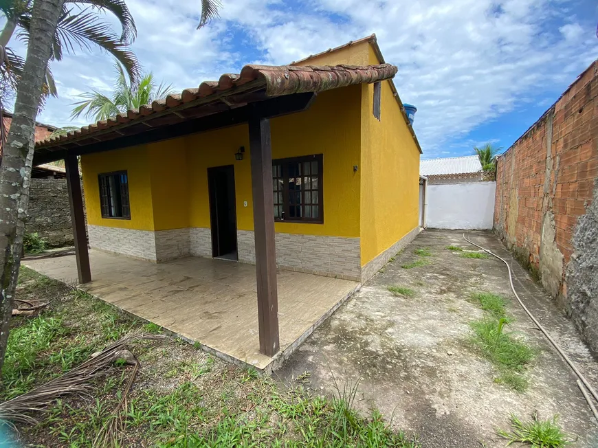 Foto 1 de Casa com 2 Quartos à venda, 75m² em São José de Imbassai, Maricá
