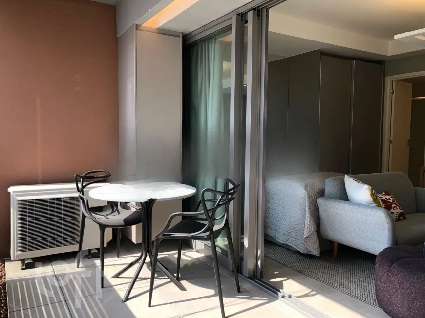 Foto 1 de Apartamento com 1 Quarto à venda, 43m² em Itaim Bibi, São Paulo