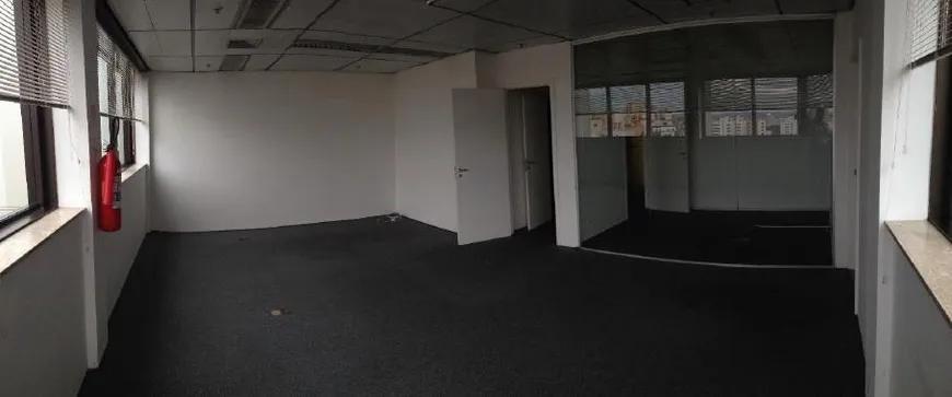 Foto 1 de Sala Comercial com 3 Quartos para alugar, 68m² em Centro, Campinas