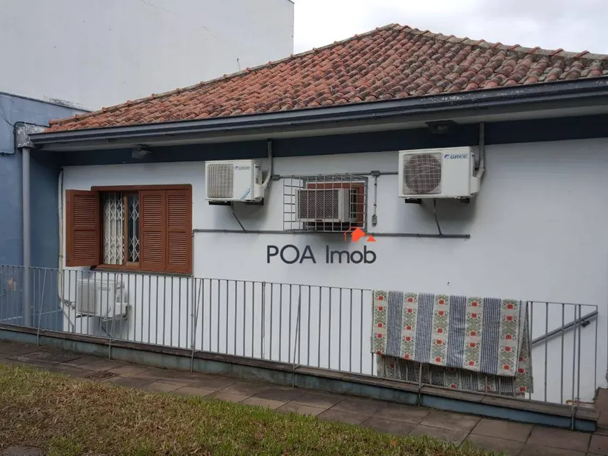 Foto 1 de Casa com 3 Quartos para alugar, 288m² em Jardim São Pedro, Porto Alegre