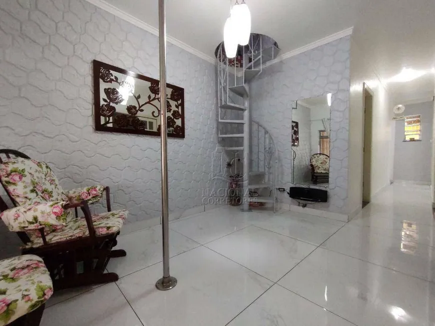 Foto 1 de Casa com 3 Quartos à venda, 158m² em Parque Joao Ramalho, Santo André