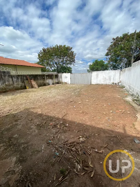 Foto 1 de Lote/Terreno à venda, 360m² em Jardim Casa Branca, Betim