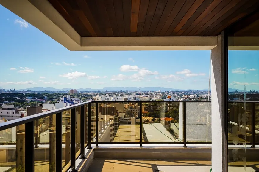 Foto 1 de Apartamento com 4 Quartos à venda, 259m² em Água Verde, Curitiba