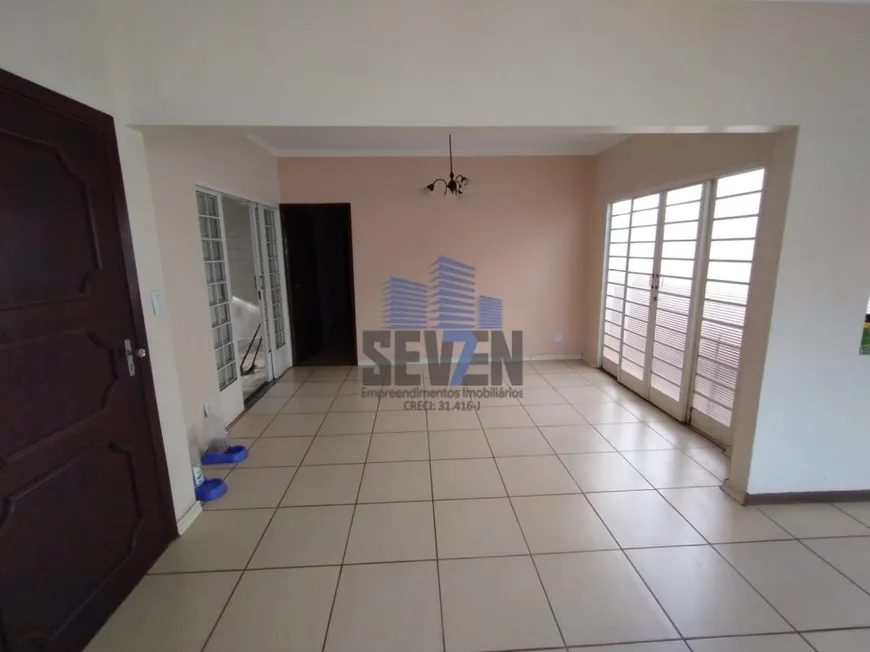 Foto 1 de Casa com 2 Quartos à venda, 141m² em Jardim Brasil, Bauru