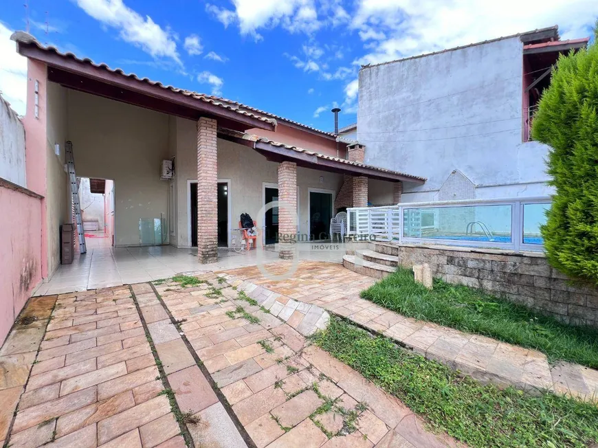Foto 1 de Casa com 3 Quartos à venda, 156m² em Jardim Marcia, Peruíbe