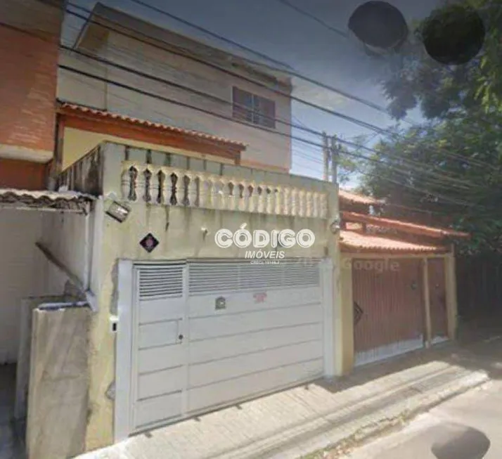 Foto 1 de Sobrado com 3 Quartos para alugar, 309m² em Gopouva, Guarulhos