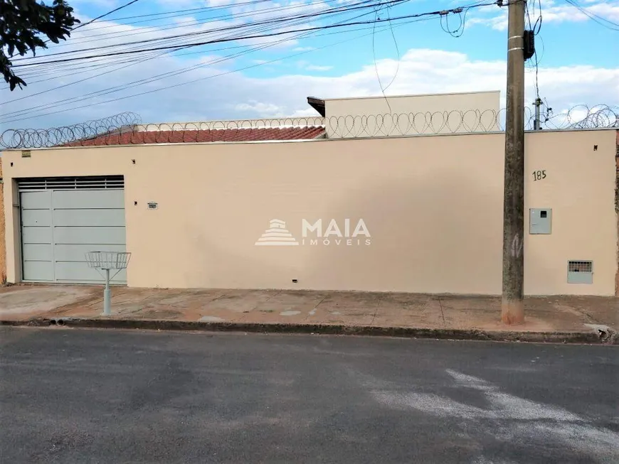 Foto 1 de Casa com 3 Quartos à venda, 210m² em Parque das Gameleiras, Uberaba