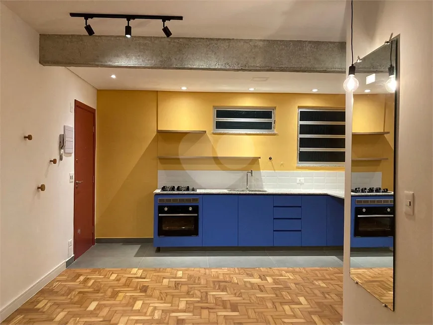 Foto 1 de Apartamento com 1 Quarto à venda, 42m² em Liberdade, São Paulo