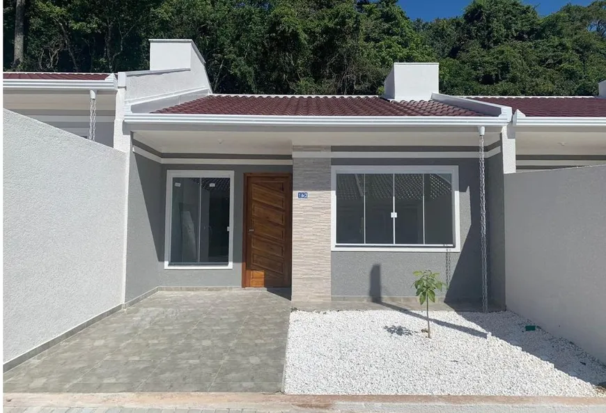 Foto 1 de Casa com 3 Quartos à venda, 55m² em Gralha Azul, Fazenda Rio Grande
