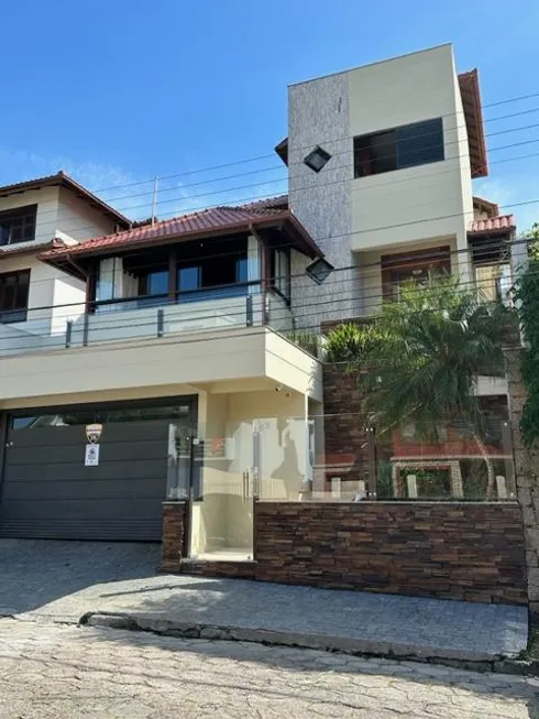 Foto 1 de Casa à venda, 309m² em Joao Paulo, Florianópolis